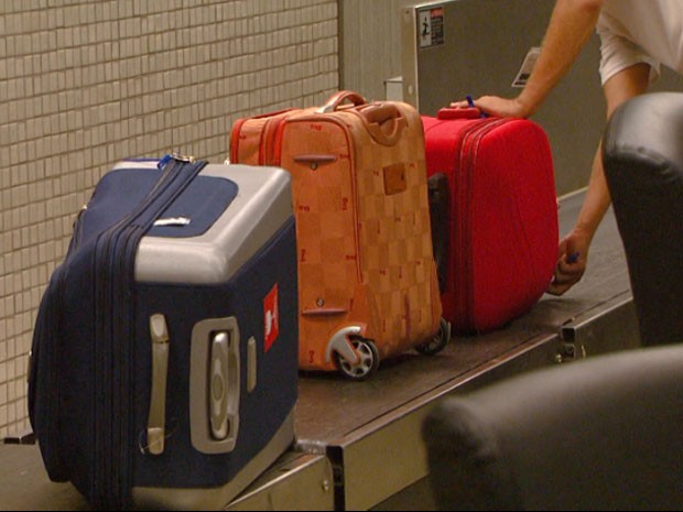Problemas com malas aumentam nas férias (Foto: Reprodução EPTV)