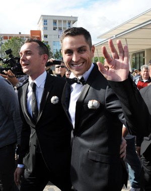 França tem 1º casamento gay 
após lei que causou polêmica (Pascal Guyot/AFP)