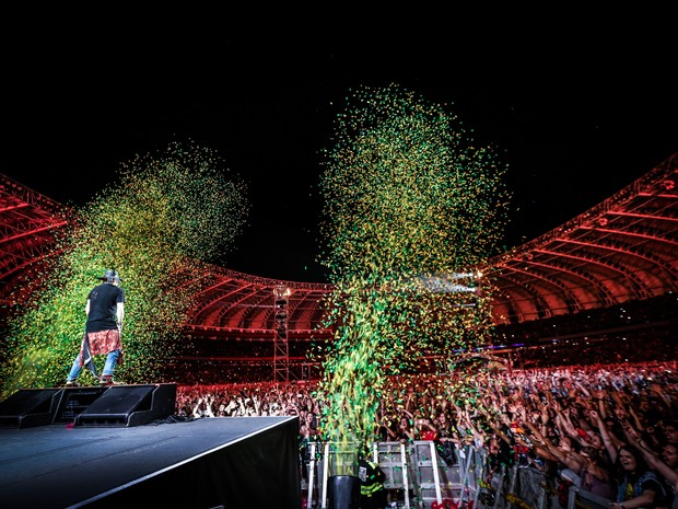 Con hits y covers, Guns N 'Roses excita al público en Porto Alegre - Brasil A94a5442