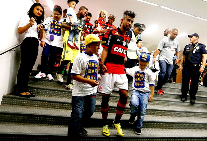 Maracanã recebe crianças com câncer jogo Flamengo x São Paulo (Foto: Divulgação)