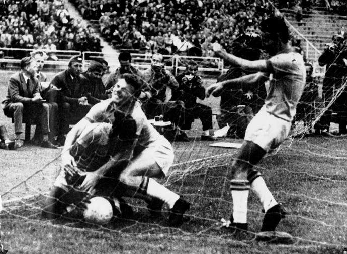 Zagallo gol copa do Mundo 1958 (Foto: Agência Getty Images)