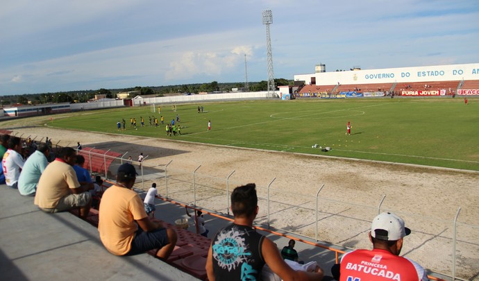 Bombeiros pedem ajustes no Gilbertão para liberar estádio para Série D