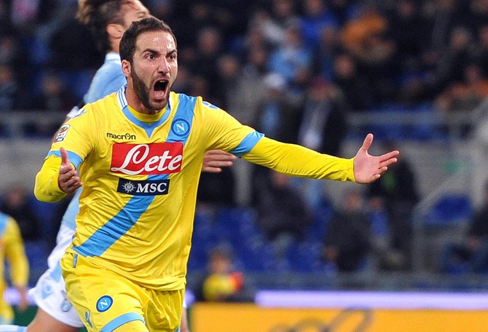 higuain_napoli_efe_95.jpg