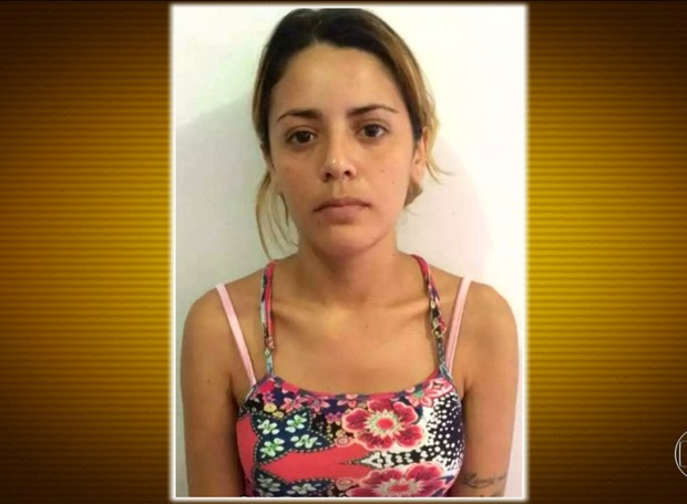 Jéssica Lopes, de 26 anos, é chefe do grupo, segundo a polícia (Foto: Reprodução/Globo)