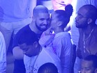 Rihanna ganha chega mais de Drake em boate nos Estados Unidos