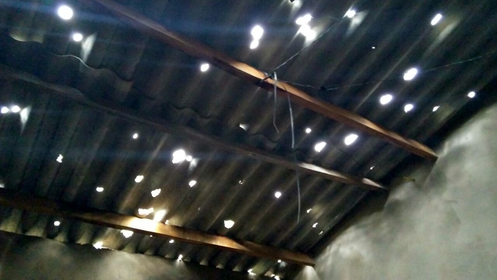 Temporal de granizo danificou residências em Dracena (Foto: Assessoria de Comunicação/Prefeitura de Dracena)