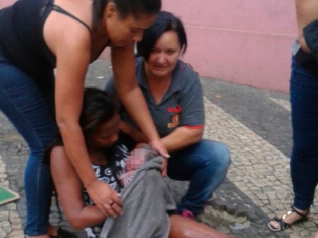 Mulher dá à luz antes de conseguir chegar a hospital em Belo Horizonte (Foto: Leonardo Alvarenga Santos/Arquivo Pessoal)
