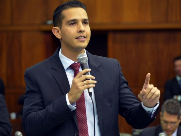 José Antônio (PTB) é o novo candidato à Prefeitura de Itumbiara Goiás (Foto: Reprodução/TV Anhanguera)