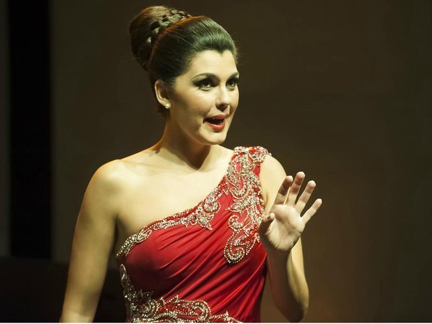 G1 - Angélica de la Riva apresenta concerto de Natal em Petrópolis, RJ