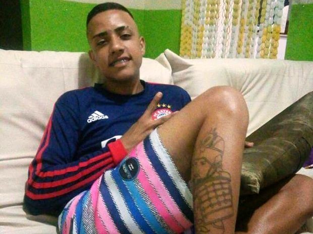 Jovem foi encontrado morto no Jardim Rio Branco em São Vicente, SP (Foto: G1)