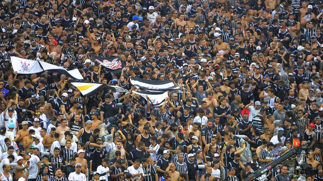 Torcida Corinthians (créditos: Marcos Ribolli)