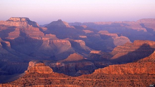 Grand Canyon é considerado uma das sete maravilhas naturais do mundo (Foto: BBC)