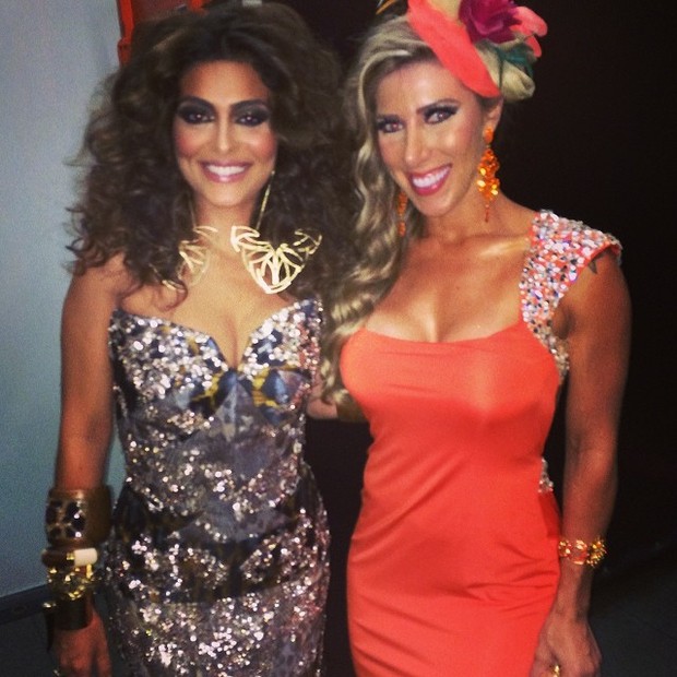 Juliana Paes e Tati Minerato em baile de gala em São Paulo (Foto: Instagram/ Reprodução)