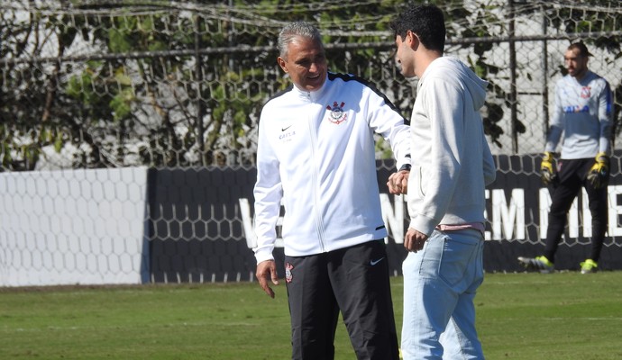Tite e Matheus Vidotto, Corinthians (Foto: Marcelo Braga)