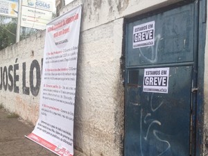 Professores da rede estadual de ensino entram em greve em Goiás (Foto: Fernanda Borges/ G1)