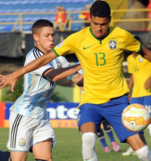 Corinthians firma contrato profissional com zagueiro do Mundial Sub-17