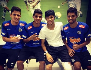 Neymar jogadores base Santos sub-20 (Foto: Reprodução / Instagram)