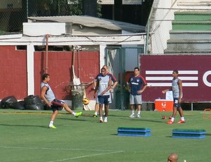 fred valencia robert fluminense treino (Foto: Edgard Maciel de Sá)