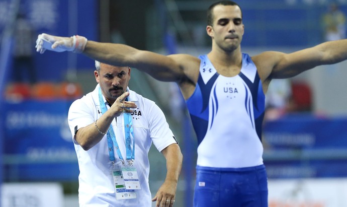 Yin Alavrez e Danell Leyva no Mundial de 2104 (Foto: Ricardo Bufolin/CBG) Yin Alavrez e Danell Leyva no Mundial de 2104 (Foto: Ricardo Bufolin/CBG)