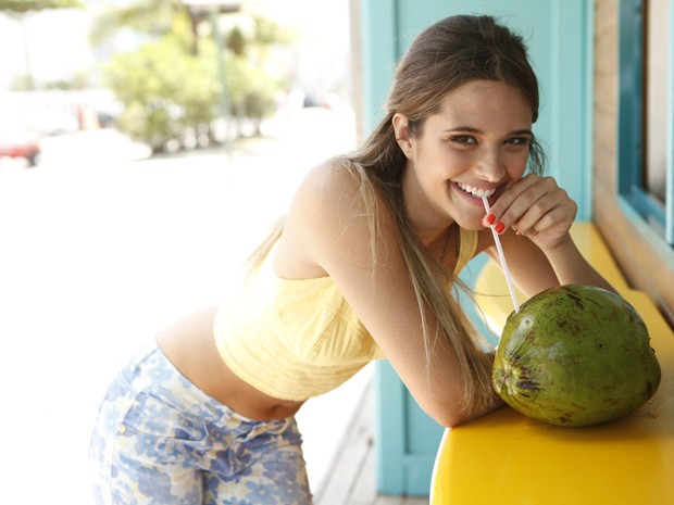 Juliana Paiva diz que ainda não está preparada para cenas de nudez: 'É preciso ter muita maturidade' (Foto: Malhação / Tv Globo)