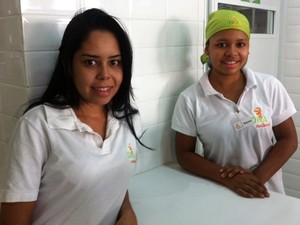Andrezza e Rayane: juventude antenada na importância do voto (Foto: Fernanda Borges/G1)