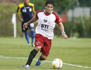 Aloísio no jogo-treino do São Paulo contra o Grêmio Barueri (Foto: Rubens Chiri/saopaulofc.net)