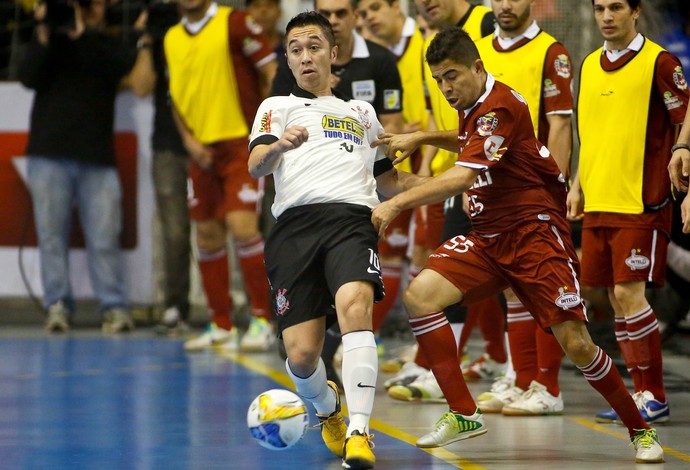 Paulinho Japonês Corinthians Orlândia semifinal Liga Futsal (Foto: Rodrigo Coca/Ag. Corinthians)