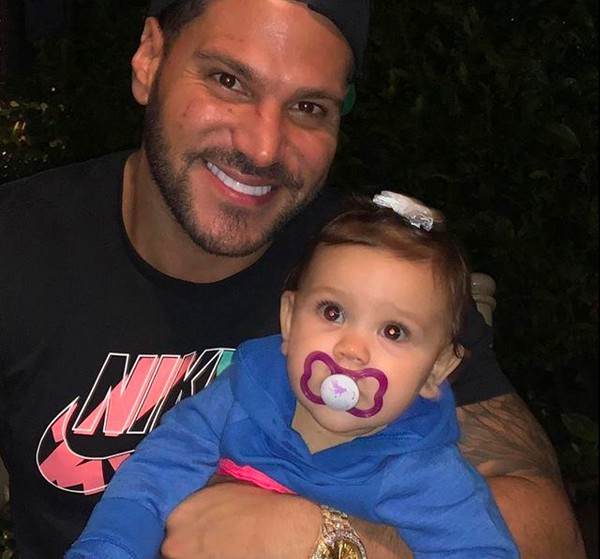 Ronnie Ortiz-Magro com a filha (Foto: Instagram)