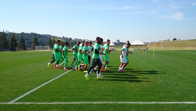 JOgadores Argélia treino (Foto: Natália de Oliveira)
