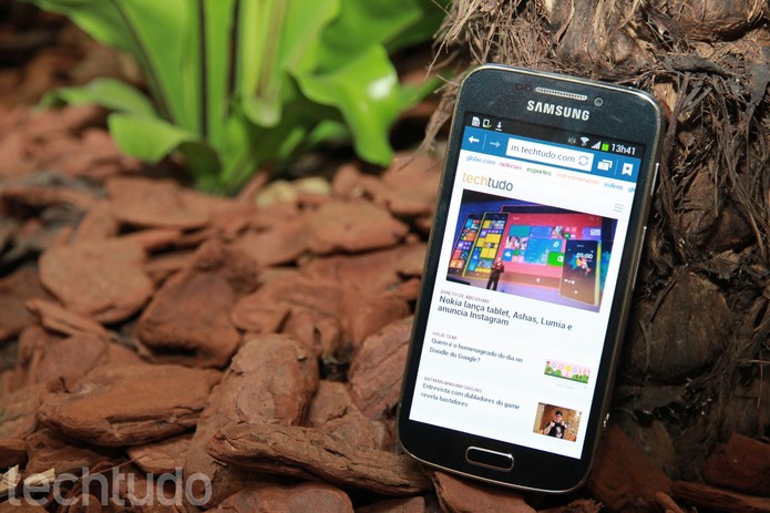 Samsung Galaxy S4 Zoom (Foto: Luciana Maline/TechTudo) Samsung Galaxy S4 Zoom (Foto: Luciana Maline/TechTudo)