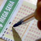 Mega acumula e pode pagar R$ 34 milhões (Acumulada, Mega pode pagar R$ 34 milhões (Mega acumula e
pode pagar R$ 34 milhões (Reprodução/GloboNews)))