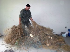 Redes apreendidas em Campos, RJ (Foto: Divulgação/Prefeitura de Campos)