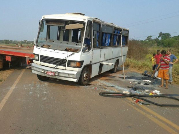 G1 Em RO acidente ônibus de time de futebol deixa 25 pessoas