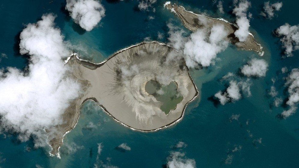 va camada de placas tectônicas foi descoberta abaixo de Tonga, no Pacífico (Foto: CNES)