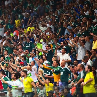Com mais de 40 mil torcedores, arena do Palmeiras tem recorde de público