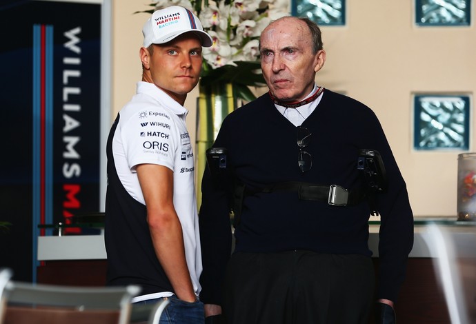 Valtteri Bottas ao lado do patrão e fundador do time, Sir Frank Williams (Foto: Getty Images)