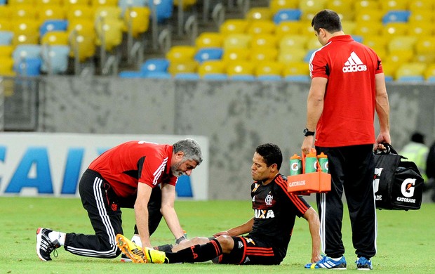 João Paulo machucado jogo Flamengo (Foto: Alexandre Vidal / Fla Imagem)