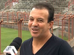 O ex-jogador do Corinthians e Mogi Mirim, Leto, durante entrevista (Foto: Reprodução Rede Globo)