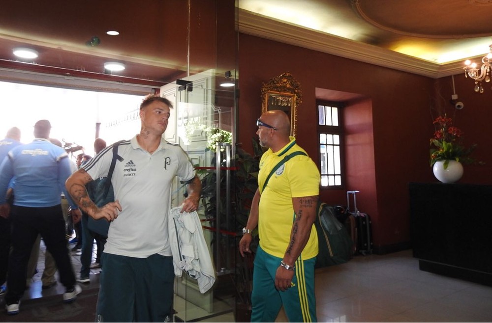  Palmeiras viaja para a Bolívia sem Edu Dracena e Zé Roberto; veja os relacionados