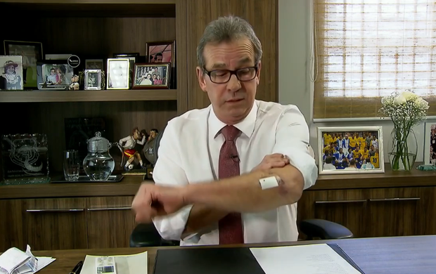 Joaquim Grava, médico do Corinthians (Foto: Reprodução SporTV)