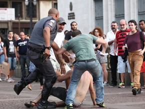 Confusão durante protesto no Centro de São Paulo (Foto: Marcelo Brandt/G1)