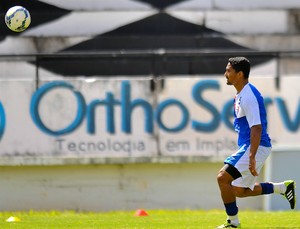Everton Santa Cruz (Foto: Aldo Carneiro / Pernambuco Press)