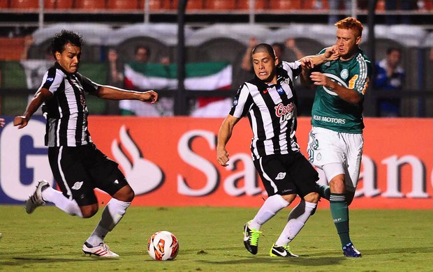 Souza jogo Palmeiras Libertad  (Foto: Marcos Ribolli / Globoesporte.com)