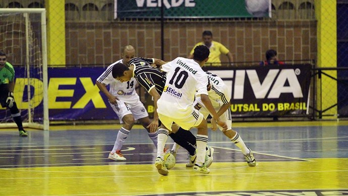 Douglas Nunes Silva é artilheiro da equipe paulista com seis gols marcados (Foto: Zerosa Filho / CBFS)