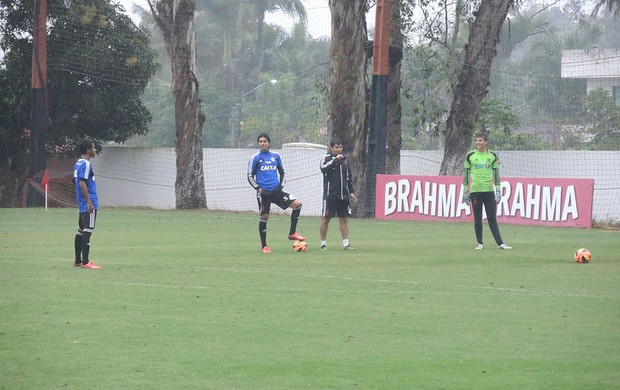 Marelo Moreno e Gabriel Treino Flamengo (Foto: Thiago Benevenutte)
