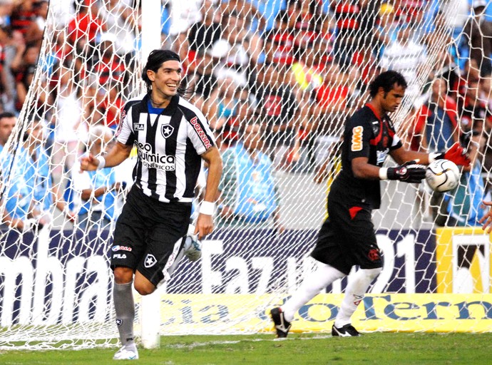 Loco Abreu, Flamengo X Botafogo 2010 (Foto: Alexandre Durão) Loco Abreu, Flamengo X Botafogo 2010 (Foto: Alexandre Durão)