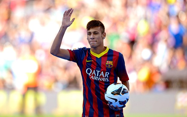 Neymar apresentação Barcelona Camp Nou (Foto: AP)