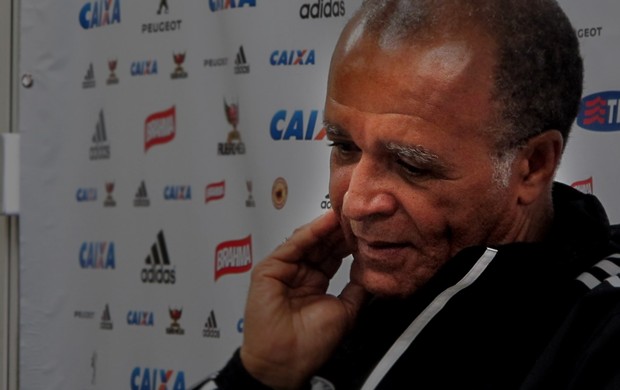 Jayme de Almeida, técnico do Flamengo (Foto: Richard Souza)