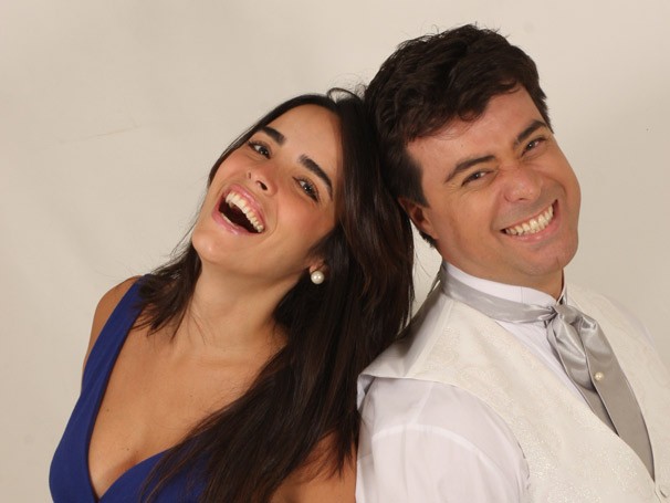 Carlos e sua ex-mulher Hedla, com quem contracena nos espetáculos (Foto: Divulgação)