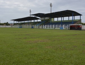 Estádio Gentil Valério, em Ariquemes (Foto: Franciele do Vale)